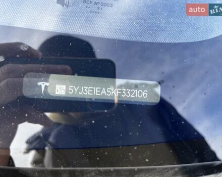 Білий Тесла Модель 3, об'ємом двигуна 0 л та пробігом 124 тис. км за 34900 $, фото 11 на Automoto.ua