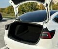 Білий Тесла Модель 3, об'ємом двигуна 0 л та пробігом 163 тис. км за 15999 $, фото 9 на Automoto.ua
