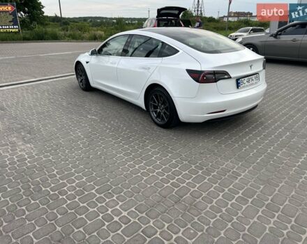 Белый Тесла Модель 3, объемом двигателя 0 л и пробегом 107 тыс. км за 15999 $, фото 7 на Automoto.ua