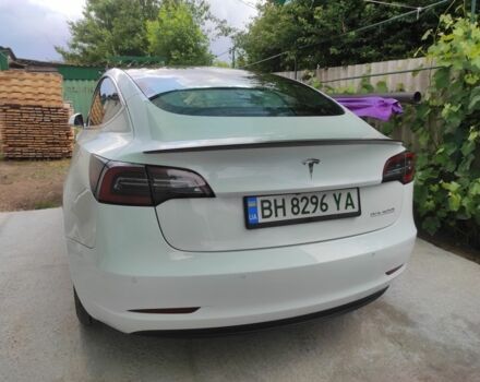 Тесла Модель 3 2019 в Южное на Automoto.ua Белый Тесла Модель 3, объемом двигателя 0 л и пробегом 116 тыс. км за 22000 $, фото 1 на Automoto.ua
