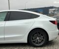 Білий Тесла Модель 3, об'ємом двигуна 0 л та пробігом 203 тис. км за 12000 $, фото 4 на Automoto.ua