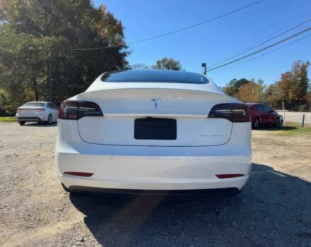 Білий Тесла Модель 3, об'ємом двигуна 0 л та пробігом 46 тис. км за 8000 $, фото 5 на Automoto.ua