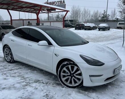Белый Тесла Модель 3, объемом двигателя 0 л и пробегом 122 тыс. км за 19350 $, фото 3 на Automoto.ua