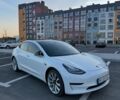 Белый Тесла Модель 3, объемом двигателя 0 л и пробегом 96 тыс. км за 15900 $, фото 1 на Automoto.ua