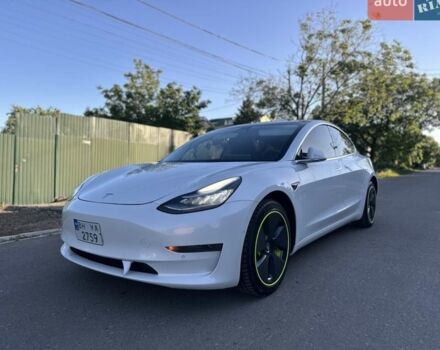 Белый Тесла Модель 3, объемом двигателя 0 л и пробегом 113 тыс. км за 16800 $, фото 1 на Automoto.ua