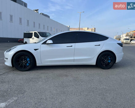 Белый Тесла Модель 3, объемом двигателя 0 л и пробегом 101 тыс. км за 18400 $, фото 3 на Automoto.ua
