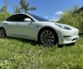 Білий Тесла Модель 3, об'ємом двигуна 0 л та пробігом 124 тис. км за 18300 $, фото 5 на Automoto.ua