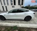 Білий Тесла Модель 3, об'ємом двигуна 0 л та пробігом 160 тис. км за 15000 $, фото 1 на Automoto.ua