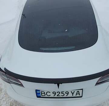 Білий Тесла Модель 3, об'ємом двигуна 0 л та пробігом 130 тис. км за 15500 $, фото 13 на Automoto.ua