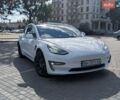 Белый Тесла Модель 3, объемом двигателя 0 л и пробегом 93 тыс. км за 15200 $, фото 1 на Automoto.ua