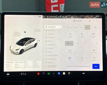 Белый Тесла Модель 3, объемом двигателя 0 л и пробегом 110 тыс. км за 19499 $, фото 10 на Automoto.ua