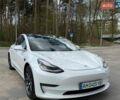 Белый Тесла Модель 3, объемом двигателя 0 л и пробегом 128 тыс. км за 18199 $, фото 1 на Automoto.ua