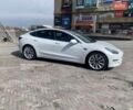 Білий Тесла Модель 3, об'ємом двигуна 0 л та пробігом 167 тис. км за 25500 $, фото 29 на Automoto.ua