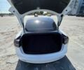 Белый Тесла Модель 3, объемом двигателя 0 л и пробегом 33 тыс. км за 18500 $, фото 12 на Automoto.ua