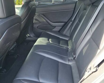 Белый Тесла Модель 3, объемом двигателя 0 л и пробегом 142 тыс. км за 17500 $, фото 35 на Automoto.ua
