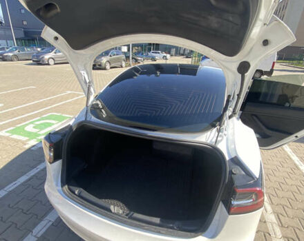 Белый Тесла Модель 3, объемом двигателя 0 л и пробегом 117 тыс. км за 21900 $, фото 14 на Automoto.ua