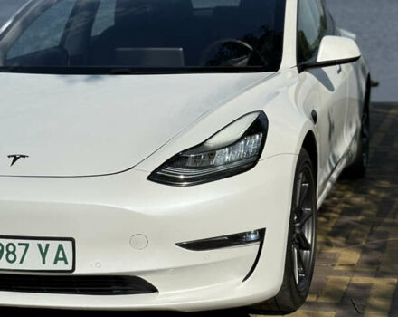 Белый Тесла Модель 3, объемом двигателя 0 л и пробегом 101 тыс. км за 14600 $, фото 12 на Automoto.ua