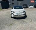 Белый Тесла Модель 3, объемом двигателя 0 л и пробегом 160 тыс. км за 10000 $, фото 1 на Automoto.ua