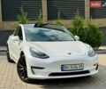 Білий Тесла Модель 3, об'ємом двигуна 0 л та пробігом 95 тис. км за 16500 $, фото 2 на Automoto.ua