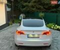 Білий Тесла Модель 3, об'ємом двигуна 0 л та пробігом 172 тис. км за 12950 $, фото 11 на Automoto.ua