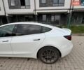 Белый Тесла Модель 3, объемом двигателя 0 л и пробегом 83 тыс. км за 18000 $, фото 11 на Automoto.ua