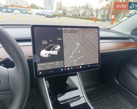 Білий Тесла Модель 3, об'ємом двигуна 0 л та пробігом 151 тис. км за 17300 $, фото 29 на Automoto.ua