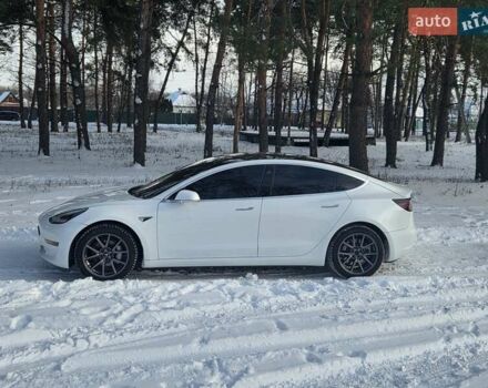 Білий Тесла Модель 3, об'ємом двигуна 0 л та пробігом 78 тис. км за 17950 $, фото 2 на Automoto.ua
