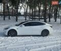 Білий Тесла Модель 3, об'ємом двигуна 0 л та пробігом 78 тис. км за 16500 $, фото 2 на Automoto.ua
