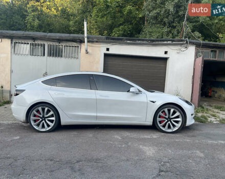 Білий Тесла Модель 3, об'ємом двигуна 0 л та пробігом 101 тис. км за 22500 $, фото 29 на Automoto.ua