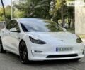 Білий Тесла Модель 3, об'ємом двигуна 0 л та пробігом 67 тис. км за 20400 $, фото 1 на Automoto.ua