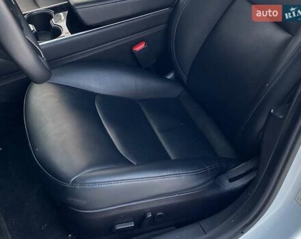 Белый Тесла Модель 3, объемом двигателя 0 л и пробегом 45 тыс. км за 17700 $, фото 12 на Automoto.ua