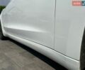 Білий Тесла Модель 3, об'ємом двигуна 0 л та пробігом 108 тис. км за 17500 $, фото 53 на Automoto.ua