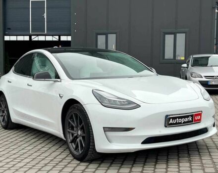 Білий Тесла Модель 3, об'ємом двигуна 0 л та пробігом 203 тис. км за 13790 $, фото 6 на Automoto.ua