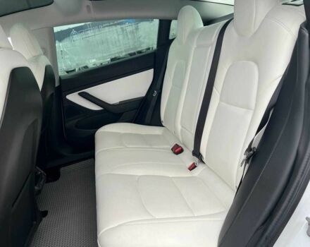 Білий Тесла Модель 3, об'ємом двигуна 0 л та пробігом 203 тис. км за 13790 $, фото 22 на Automoto.ua