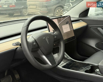 Білий Тесла Модель 3, об'ємом двигуна 0 л та пробігом 79 тис. км за 15200 $, фото 11 на Automoto.ua