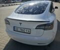 Белый Тесла Модель 3, объемом двигателя 0 л и пробегом 142 тыс. км за 17500 $, фото 27 на Automoto.ua