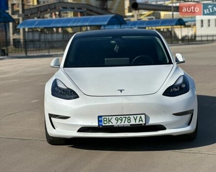 Белый Тесла Модель 3, объемом двигателя 0 л и пробегом 196 тыс. км за 14400 $, фото 3 на Automoto.ua