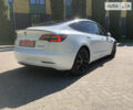 Белый Тесла Модель 3, объемом двигателя 0 л и пробегом 72 тыс. км за 22999 $, фото 24 на Automoto.ua