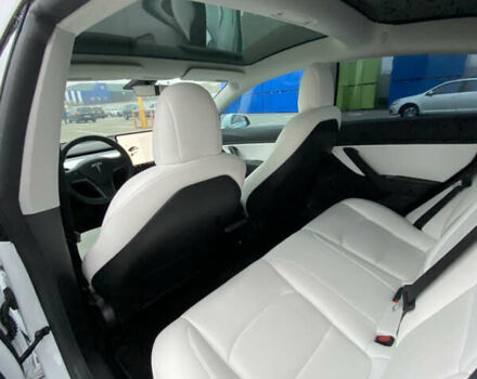 Белый Тесла Модель 3, объемом двигателя 0 л и пробегом 110 тыс. км за 17600 $, фото 21 на Automoto.ua