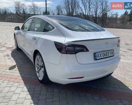 Білий Тесла Модель 3, об'ємом двигуна 0 л та пробігом 167 тис. км за 25500 $, фото 24 на Automoto.ua