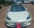 Білий Тесла Модель 3, об'ємом двигуна 0 л та пробігом 106 тис. км за 19000 $, фото 1 на Automoto.ua
