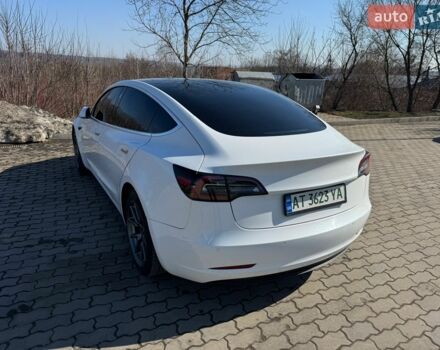 Белый Тесла Модель 3, объемом двигателя 0 л и пробегом 230 тыс. км за 15200 $, фото 9 на Automoto.ua