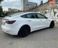 Белый Тесла Модель 3, объемом двигателя 0 л и пробегом 125 тыс. км за 16900 $, фото 3 на Automoto.ua