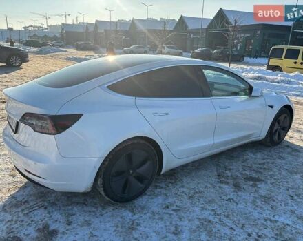 Білий Тесла Модель 3, об'ємом двигуна 0 л та пробігом 92 тис. км за 18600 $, фото 6 на Automoto.ua