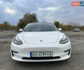 Білий Тесла Модель 3, об'ємом двигуна 0 л та пробігом 93 тис. км за 23000 $, фото 6 на Automoto.ua
