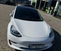 Белый Тесла Модель 3, объемом двигателя 0 л и пробегом 230 тыс. км за 15200 $, фото 2 на Automoto.ua