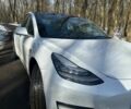 Білий Тесла Модель 3, об'ємом двигуна 0 л та пробігом 60 тис. км за 15000 $, фото 1 на Automoto.ua