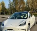 Білий Тесла Модель 3, об'ємом двигуна 0 л та пробігом 107 тис. км за 17000 $, фото 1 на Automoto.ua