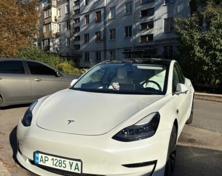 Белый Тесла Модель 3, объемом двигателя 0 л и пробегом 42 тыс. км за 19900 $, фото 5 на Automoto.ua