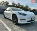 Білий Тесла Модель 3, об'ємом двигуна 0 л та пробігом 163 тис. км за 15999 $, фото 1 на Automoto.ua